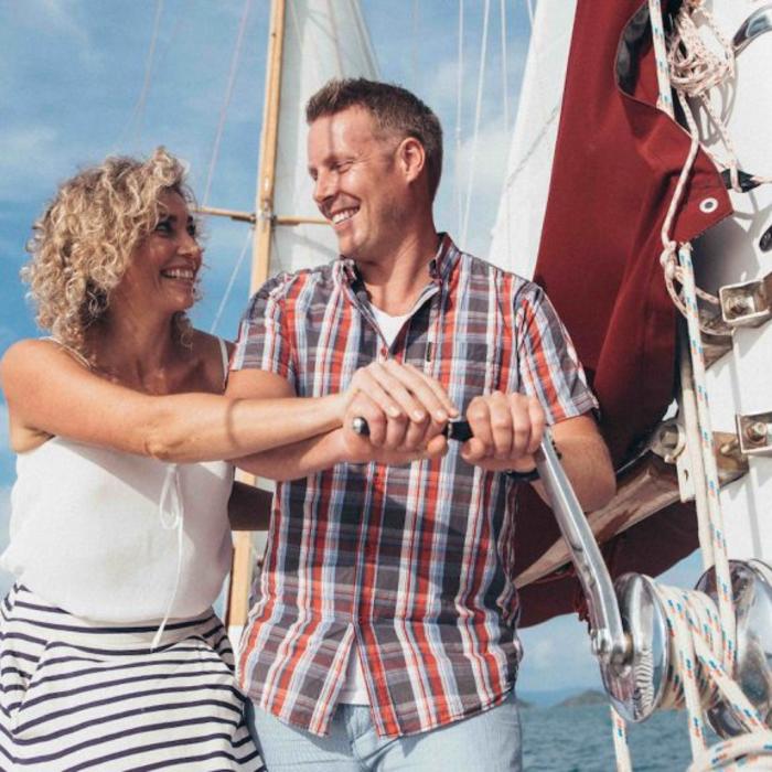 enid-couple-at-mast-sml-1024x576.jpeg